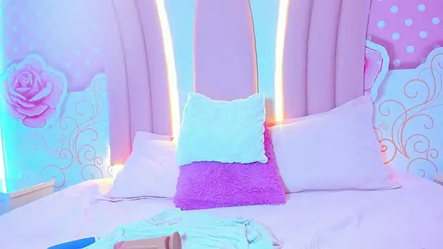 Lily Martinez online show from January 2025 02:03:02 AM