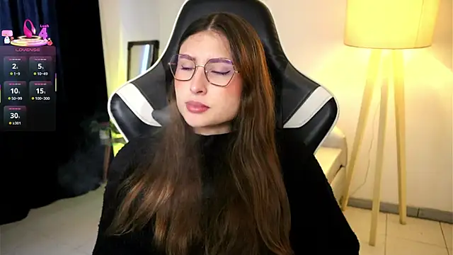 Snapshot of Daisha_Riley chatting on September 2025 01:33:01 PM Daisha Riley online show from September 2025 01:33:01 PM