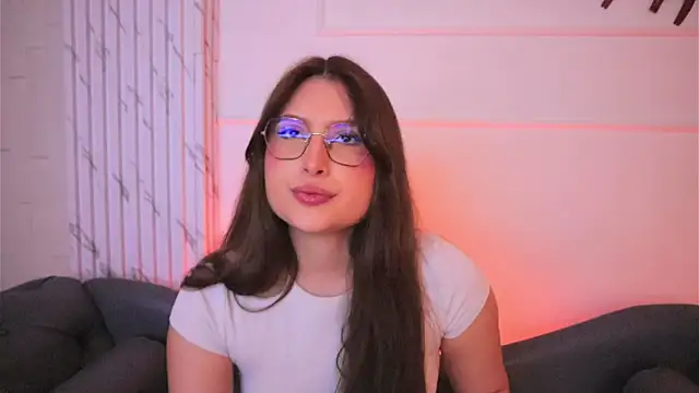 Snapshot of Daisha_Riley chatting on December 2025 03:57:01 AM Daisha Riley online show from December 2025 03:57:01 AM