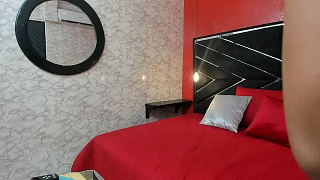 Snapshot of SEXY_HOTTIE__ chatting on January 2025 12:15:02 PM SEXY HOTTIE online show from January 2025 12:15:02 PM