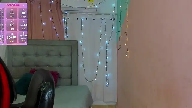 dani-lue online show from December 2024 11:44:01 AM