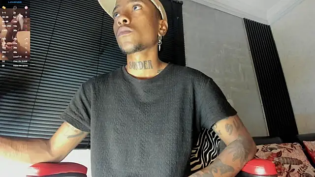 JhonyMiller  online show from November 2025 07:45:01 PM