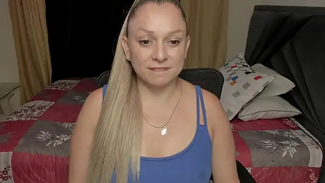 Snapshot of natalia5560 chatting on February 2026 01:07:01 PM natalia5560 online show from February 2026 01:07:01 PM