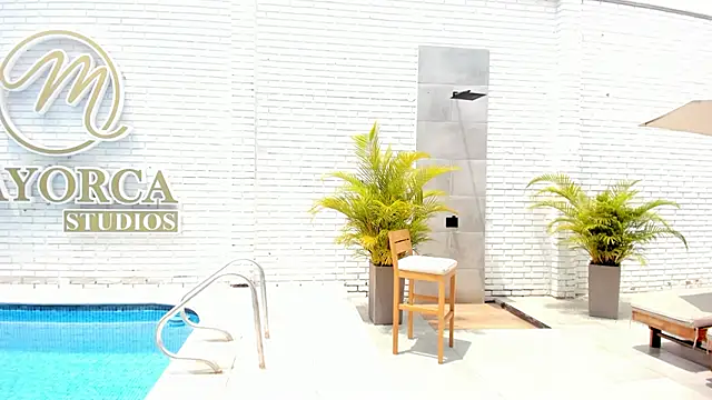 Snapshot of loladupont chatting on March 2025 05:48:02 PM loladupont online show from March 2025 05:48:02 PM