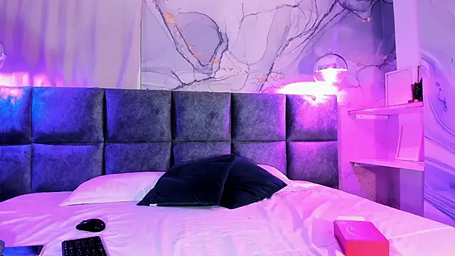 Snapshot of loladupont chatting on March 2025 11:38:02 AM loladupont online show from March 2025 11:38:02 AM