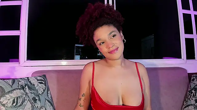 Snapshot of loladupont chatting on September 2025 03:11:02 AM loladupont online show from September 2025 03:11:02 AM