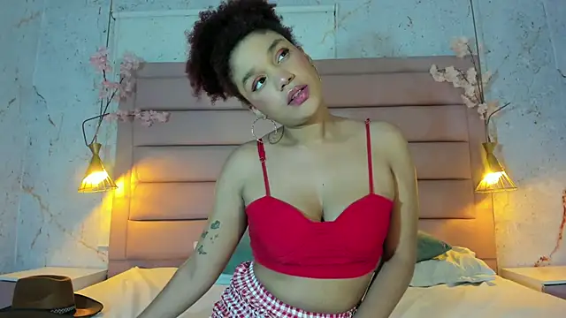 Snapshot of loladupont chatting on October 2025 03:04:01 AM loladupont online show from October 2025 03:04:01 AM