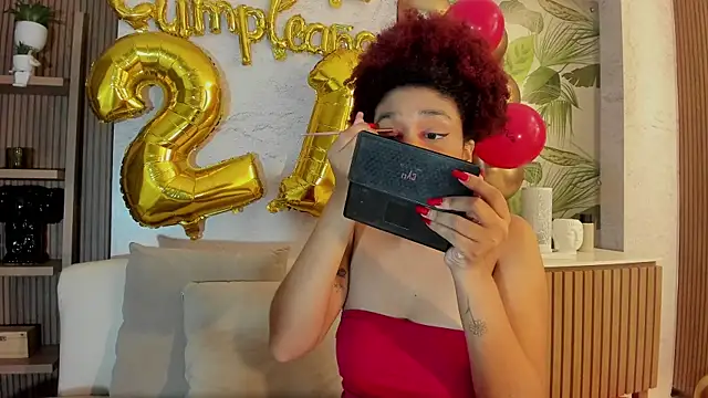 loladupont online show from December 2025 03:24:02 AM