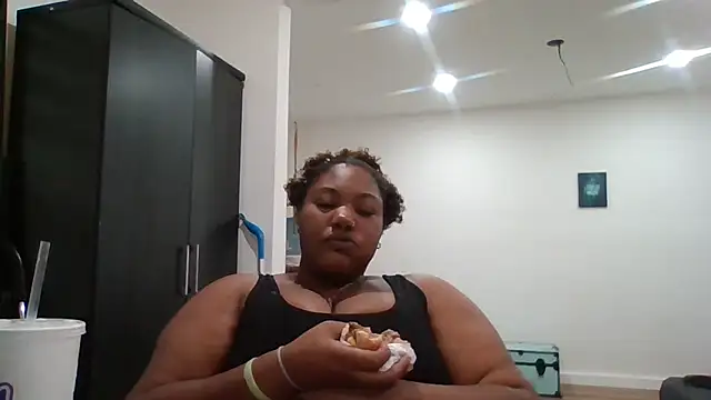 Snapshot of Kbaby337 chatting on November 2025 08:36:02 AM Kbaby337 online show from November 2025 08:36:02 AM