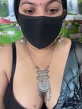 Snapshot of FlatVincy4 chatting on October 2025 04:53:02 AM FlatVincy4 online show from October 2025 04:53:02 AM