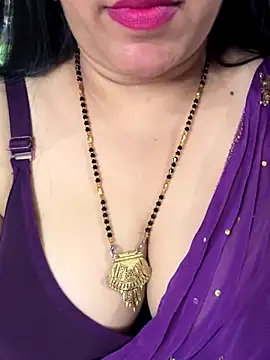 Snapshot of FlatVincy4 chatting on November 2025 04:07:02 PM FlatVincy4 online show from November 2025 04:07:02 PM