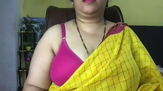 FlatVincy4 online show from December 2025 05:26:02 AM