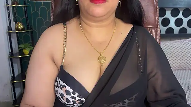 FlatVincy4 online show from May 2026 08:10:02 AM