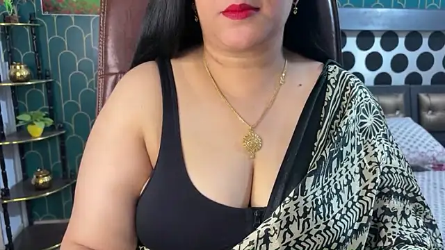 FlatVincy4 online show from May 2026 06:08:01 AM