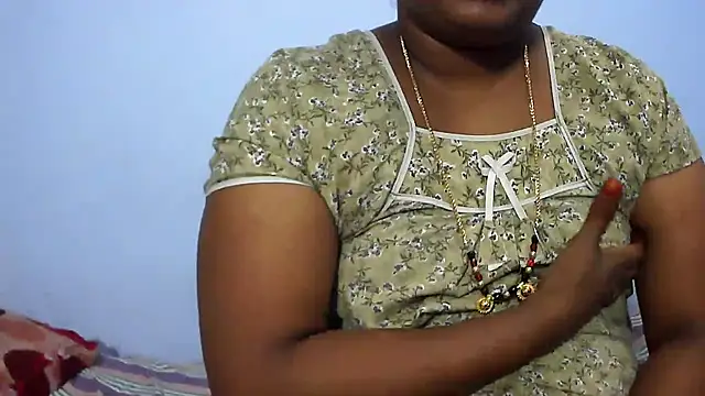 Snapshot of telugu_indhu_0001 chatting on September 2025 04:12:02 AM telugu indhu 0001 online show from September 2025 04:12:02 AM