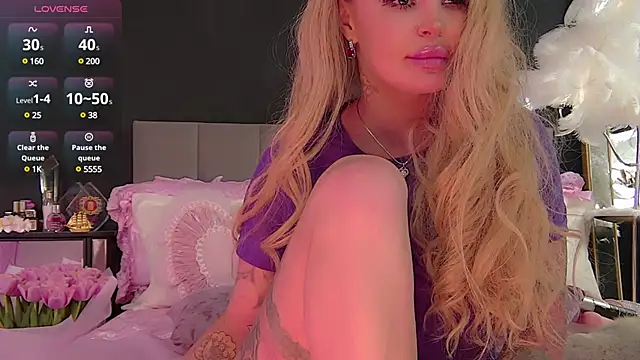 Snapshot of Marussia_luxury chatting on March 2025 11:48:01 AM Marussia luxury online show from March 2025 11:48:01 AM