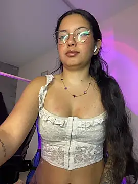 Rosita forever  online show from May 2026 04:04:02 PM