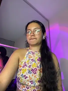 Rosita forever  online show from May 2026 04:52:01 AM