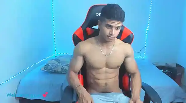 Snapshot of oliver_thompsson7 chatting on December 2024 12:57:02 AM oliver thompsson7 online show from December 2024 12:57:02 AM