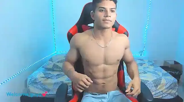 Snapshot of oliver_thompsson7 chatting on January 2025 01:04:02 AM oliver thompsson7 online show from January 2025 01:04:02 AM