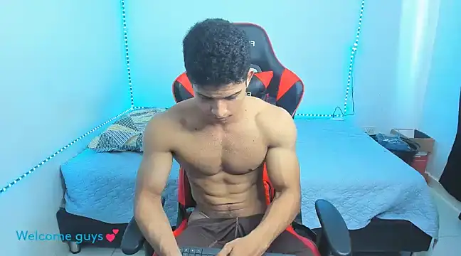 Snapshot of oliver_thompsson7 chatting on January 2025 08:16:01 PM oliver thompsson7 online show from January 2025 08:16:01 PM