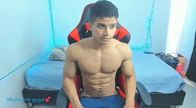 Snapshot of oliver_thompsson7 chatting on January 2025 06:39:01 PM oliver thompsson7 online show from January 2025 06:39:01 PM