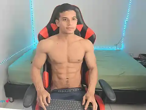 Snapshot of oliver_thompsson7 chatting on February 2026 12:58:02 AM oliver thompsson7 online show from February 2026 12:58:02 AM