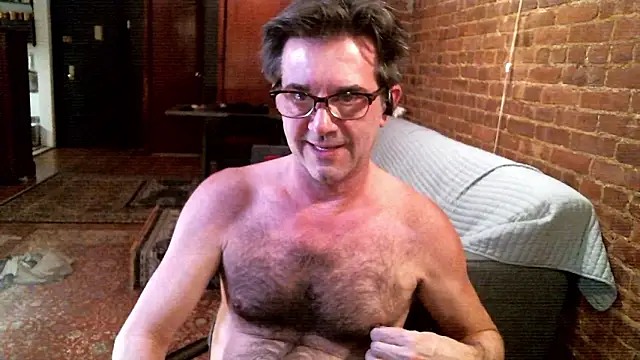 Snapshot of Johnny_Bottoms chatting on March 2026 11:44:02 PM Johnny Bottoms online show from March 2026 11:44:02 PM