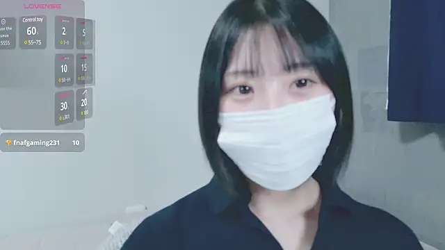 Snapshot of UYU_man chatting on January 2025 03:25:01 PM UYU man online show from January 2025 03:25:01 PM