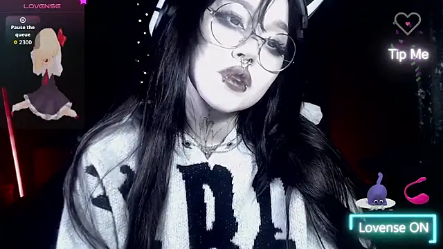 Snapshot of chloe_crystall_killer chatting on November 2025 02:06:01 AM chloe crystall killer online show from November 2025 02:06:01 AM