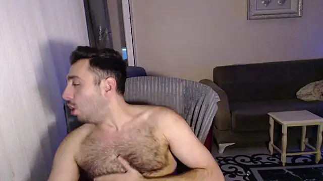 handsomeee04 online show from September 2025 02:59:02 AM