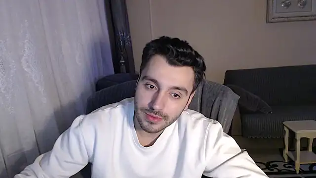 handsomeee04 online show from November 2025 10:09:02 PM