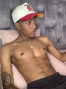 Boy cock18 online show from January 2025 07:53:01 PM