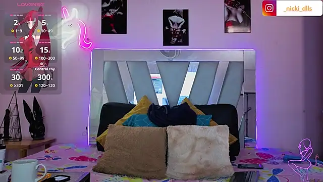 supradoll online show from October 2025 04:20:02 PM