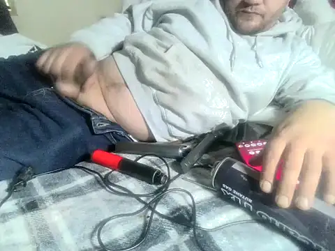 Snapshot of party51502 chatting on December 2024 08:14:02 PM party51502 online show from December 2024 08:14:02 PM