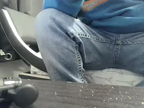 Snapshot of party51502 chatting on February 2025 04:31:02 AM party51502 online show from February 2025 04:31:02 AM