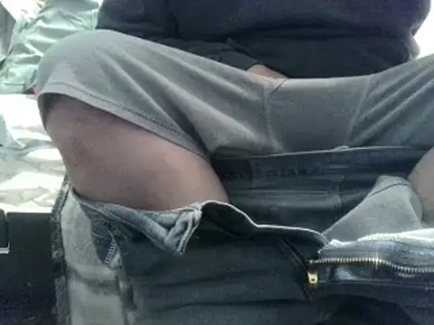 Snapshot of party51502 chatting on March 2025 03:31:02 PM party51502 online show from March 2025 03:31:02 PM