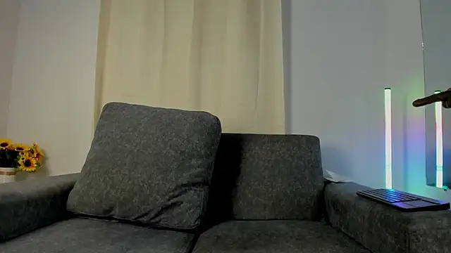 Snapshot of Abril_jones10 chatting on February 2025 06:12:01 PM Abril jones10 online show from February 2025 06:12:01 PM