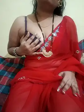 Snapshot of Soniya_444 chatting on December 2025 04:24:01 PM Soniya 444 online show from December 2025 04:24:01 PM