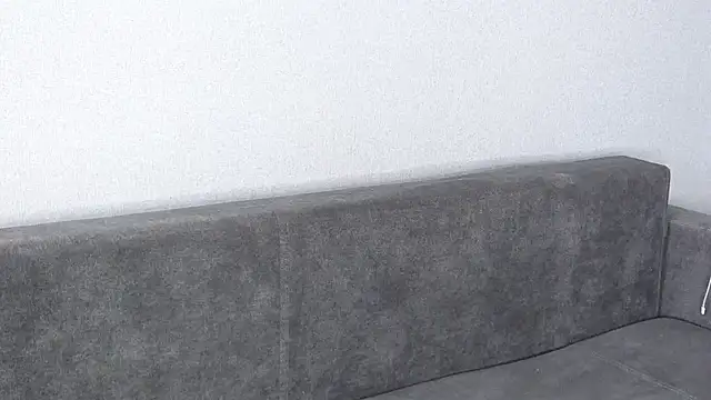 eva varnerr online show from March 2025 09:01:01 PM