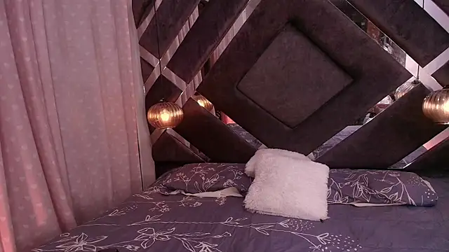 Snapshot of sam_lewins chatting on February 2025 07:17:02 PM sam lewins online show from February 2025 07:17:02 PM