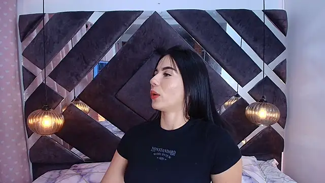 Snapshot of sam_lewins chatting on February 2025 07:15:02 PM sam lewins online show from February 2025 07:15:02 PM