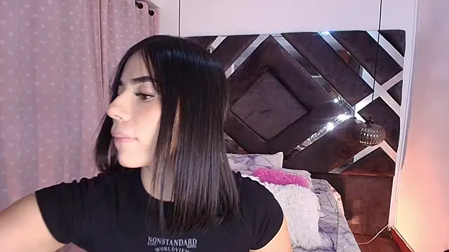 Snapshot of sam_lewins chatting on March 2025 07:20:02 PM sam lewins online show from March 2025 07:20:02 PM