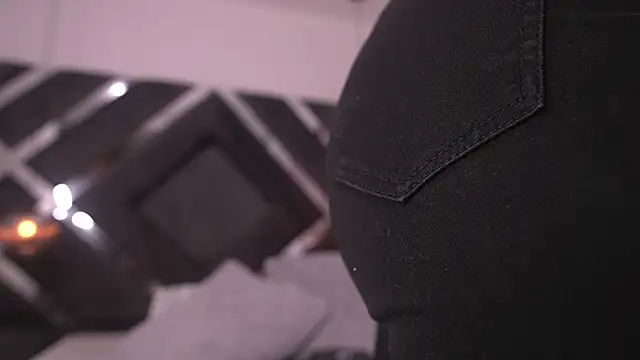 Snapshot of sam_lewins chatting on November 2025 07:16:02 PM sam lewins online show from November 2025 07:16:02 PM