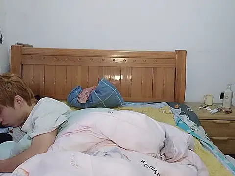 DOUMI98 online show from December 2025 01:21:02 AM