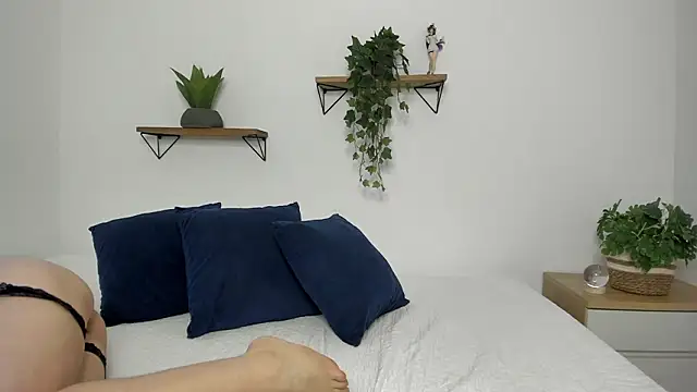 naughty 1girl online show from February 2026 11:01:01 PM