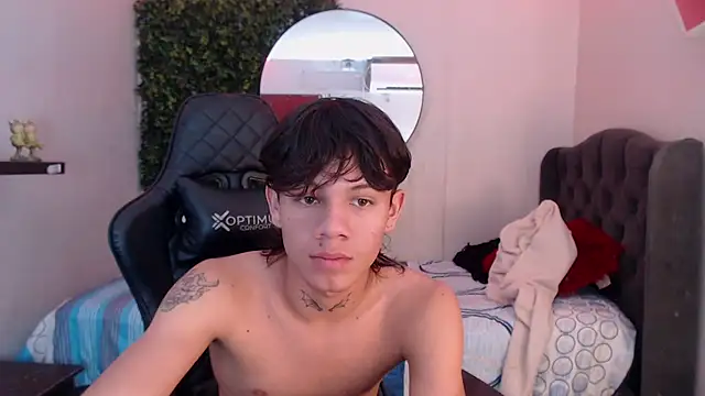 andy dan18 online show from March 2025 01:31:02 PM