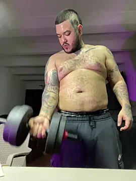 El Titan1998 online show from September 2025 10:42:01 PM