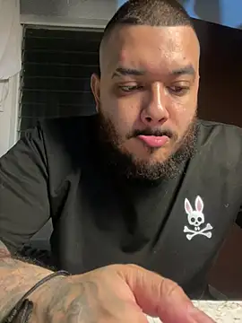 El Titan1998 online show from February 2026 11:53:02 PM