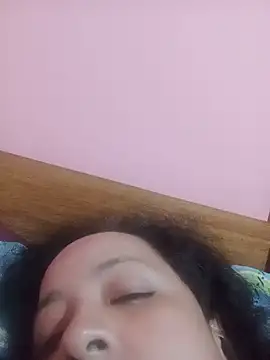 Snapshot of Luciana270285 chatting on December 2024 04:08:02 PM Luciana270285 online show from December 2024 04:08:02 PM